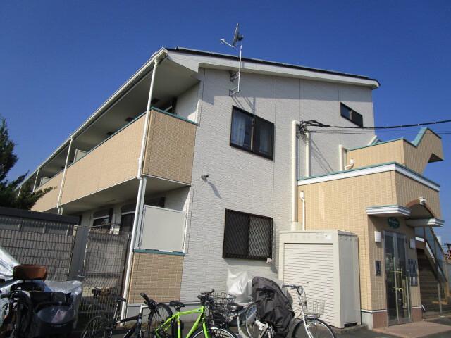 AQUA エントランス