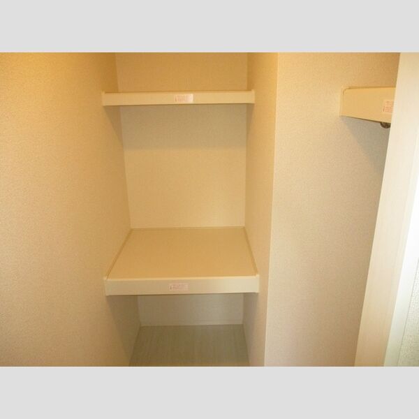 アイチ8　B棟 ウォークインクローゼット