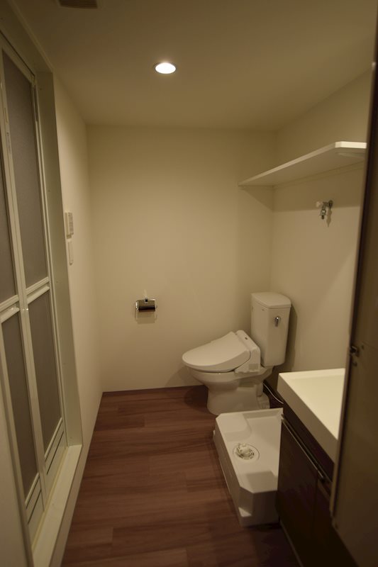 ラクラス四谷三丁目4階 トイレ