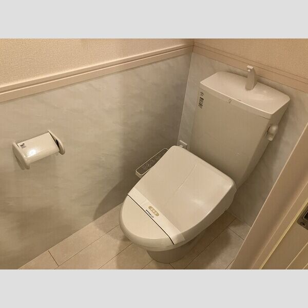 プランタン202号室 温水洗浄暖房便座