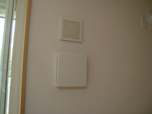 エクセレント南柏105号室 通気口(24時間換気)