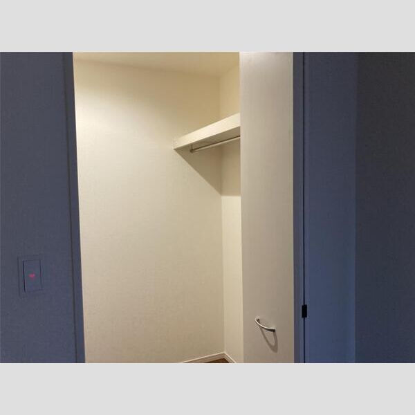 リーブルファイン成城学園前302号室 収納