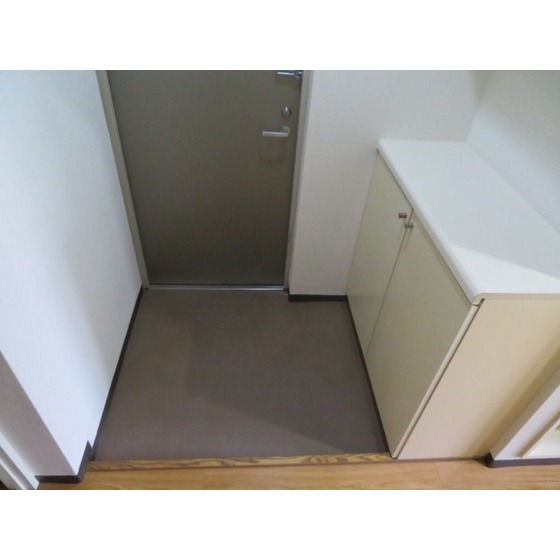 クリオ鎌倉笛田0214号室 玄関