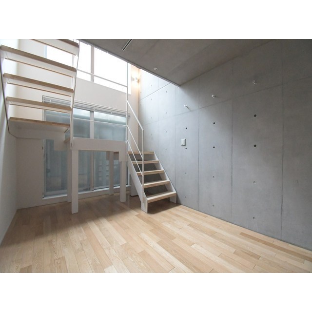 ＰＡＳＥＯ新宿三丁目Ⅰ 内観