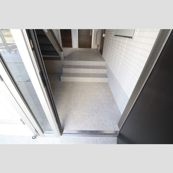 グローブ(Grove) ロビー