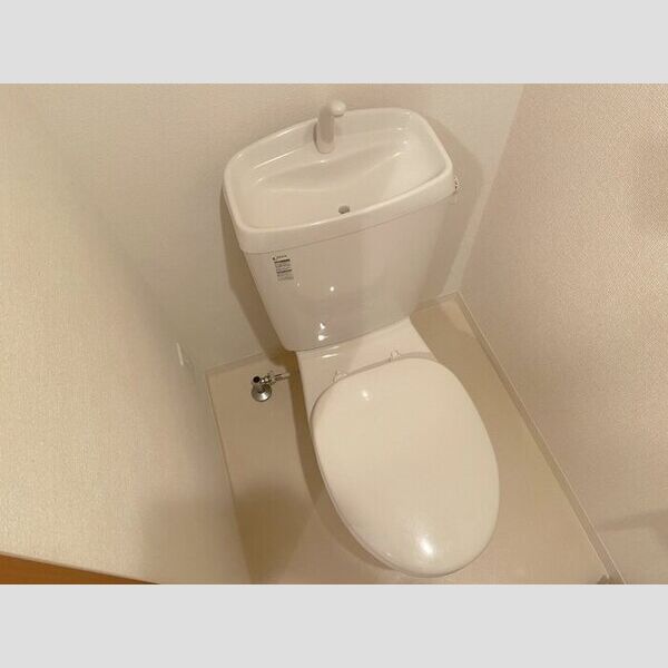 SOLARE横浜410号室 トイレ