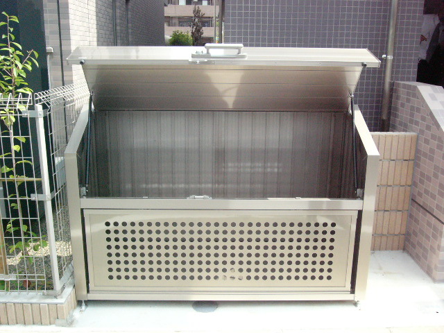 インテグラ小泉Ⅱ0202号室 ダストＢＯＸ