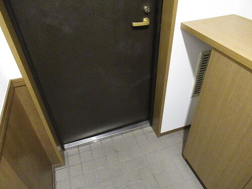 アリーナコースト壱番街 玄関