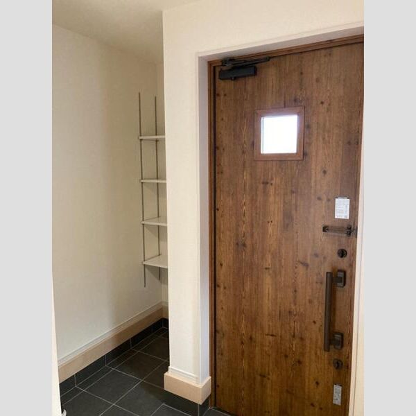 マイホームネクスト野田市日の出2号棟 玄関