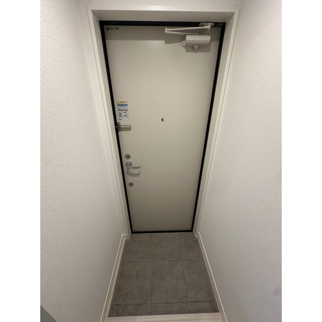 エクセラン中浦和105号室 玄関