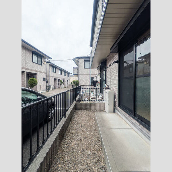 ル・ソレイユシェソワ　ABCDB101号室 テラス