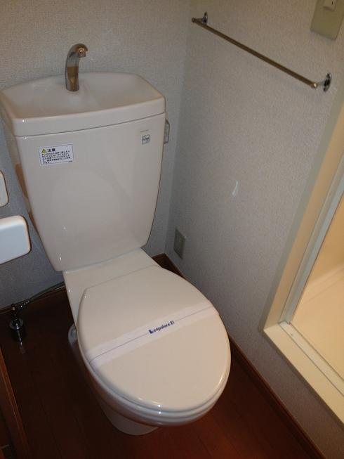 レオパレスボヌール　マ　メゾン208号室 エアコン