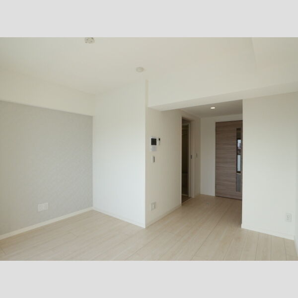 AZALEA502号室 洋室(お部屋側への眺め)