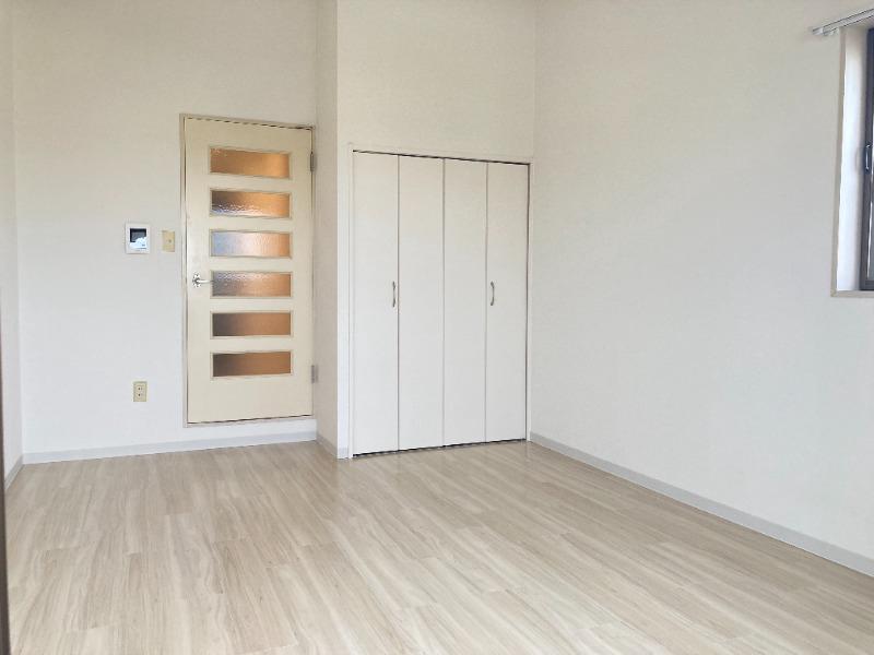 サニーサイド5階 部屋その他