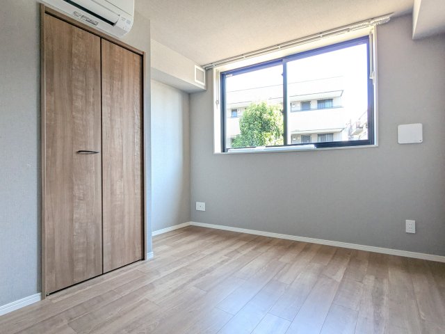 アルティザ上野毛0306号室 リビング