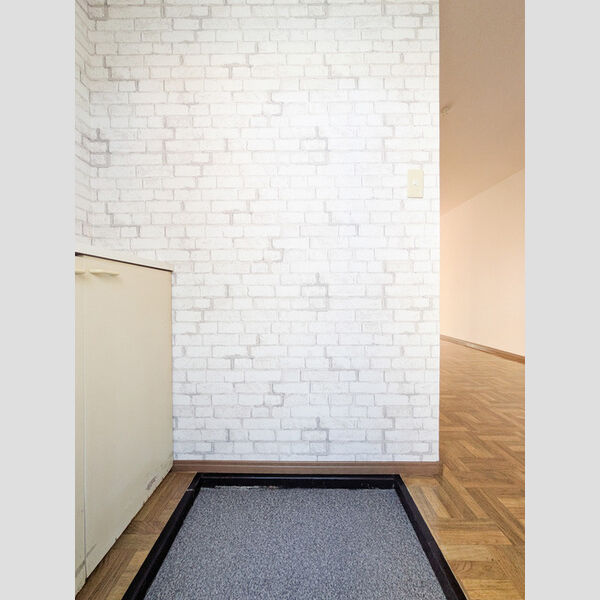 エステート・ニューミー 玄関