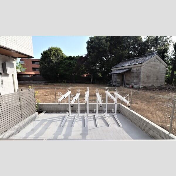 セレスティア下石神井201号室 駐輪場