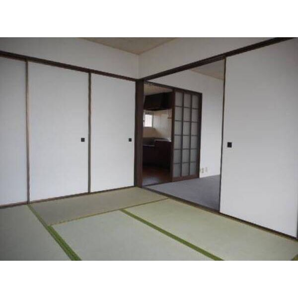 ヴィラ板戸A棟 リビング