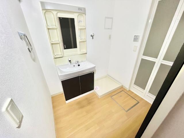 ベル・グランディ 洗髪洗面化粧台