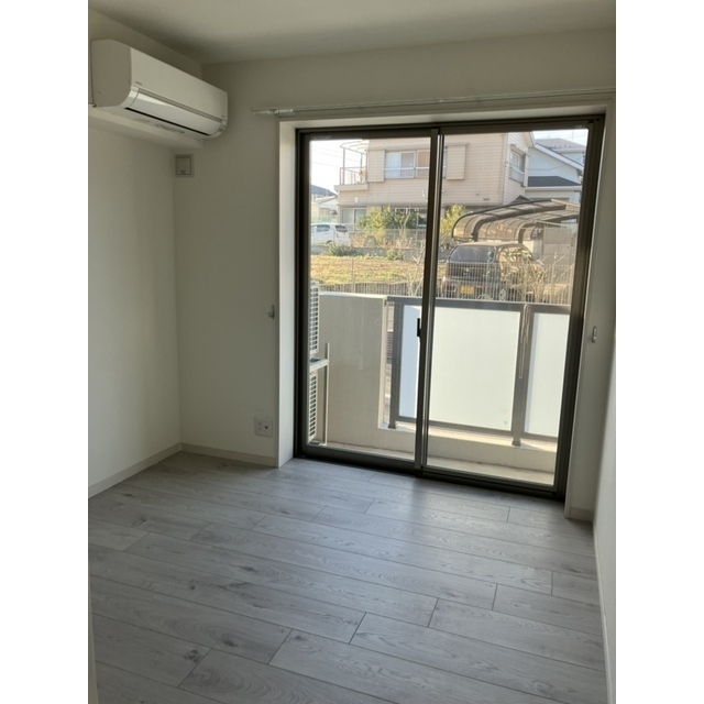 ダイヤモンドクレスト南柏104号室 リビング