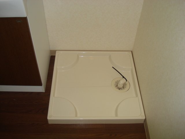 ヤハウェイ　山本202号室 洗濯機置場