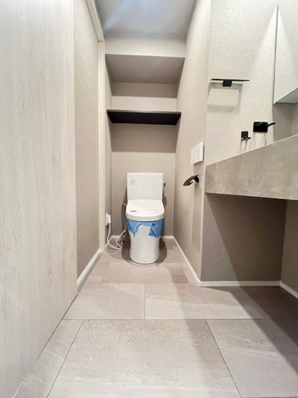 レジディア中目黒Ⅱ5階 トイレ