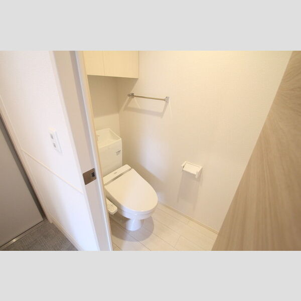 D-room煌(キララ) トイレは温水洗浄便座付き♪