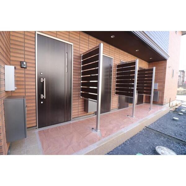 フォレストメゾンあすみが丘東 エントランス