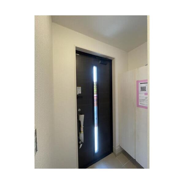 中野島6丁目戸建9号棟1号室 玄関