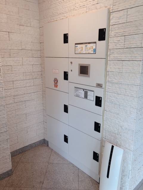 プライムアーバン千駄木608号室 宅配ロッカー　※参考写真