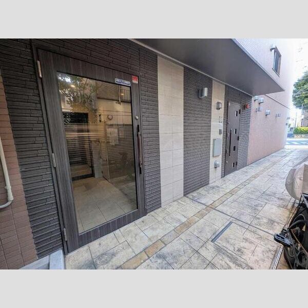 カーサ鈴 エントランス