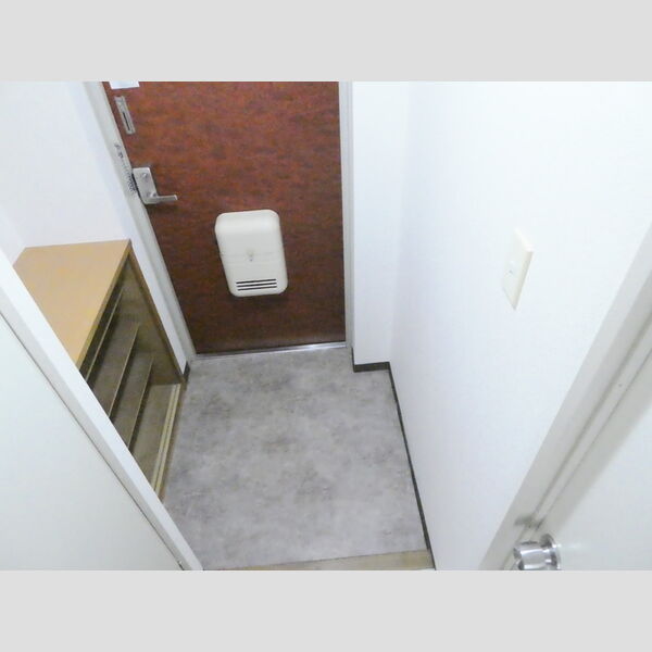 リヴィエール　Ⅰ101号室 玄関ポーチ