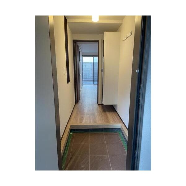 シャノン101号室 玄関