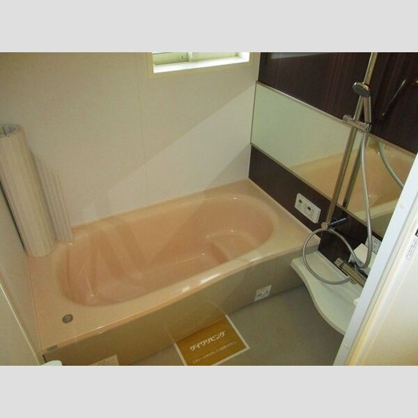 ラヴィーベル　東館 バス