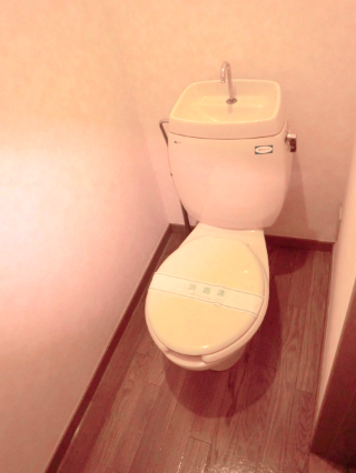 シャーロックホームズ横浜0103号室 トイレ