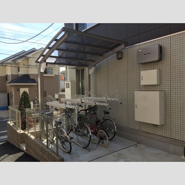 アン・シェルブール 駐輪場