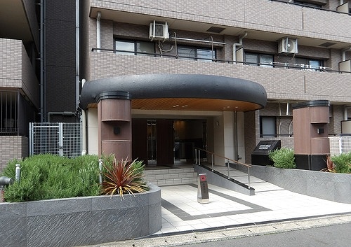 ライオンズヒルズ松戸 エントランス