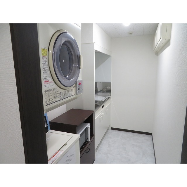 アムス・アミティエ川崎Ⅲ0101号室 ランドリーあり