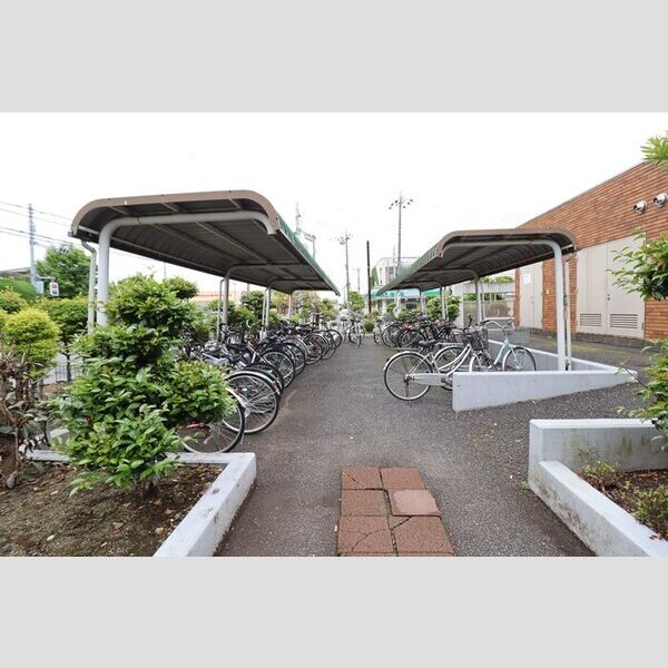 パティオ坂巻117号室 駐輪場