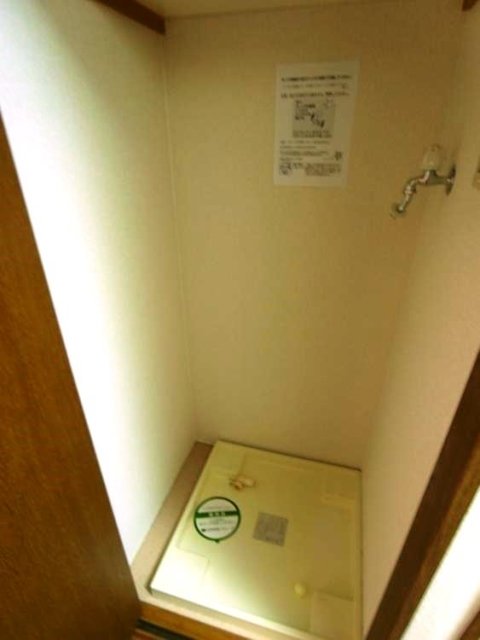 ルーブル下井草 室内洗濯機置場