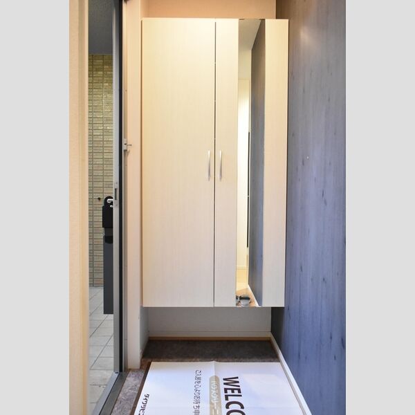 エミール　Ⅲ 玄関