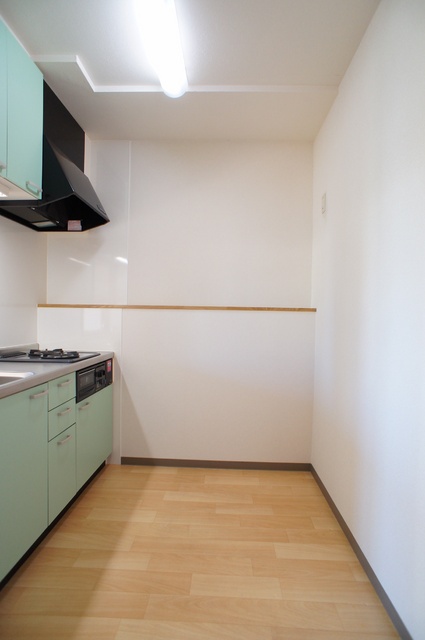 Ａｄａｇｉｏ0301号室 コンパクトなキッチンで掃除もラクラク