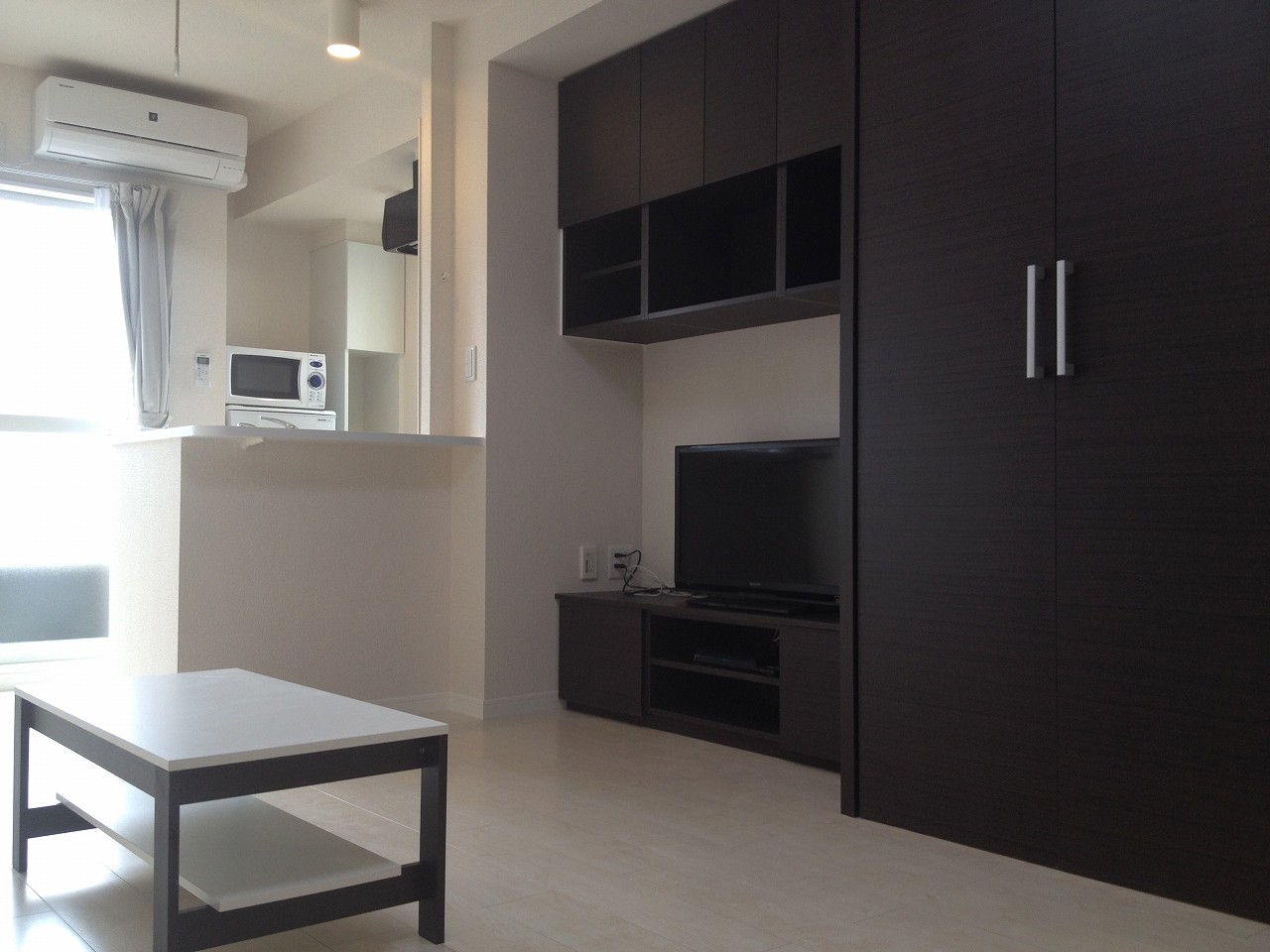 レオネクスト撫子邸 リビング