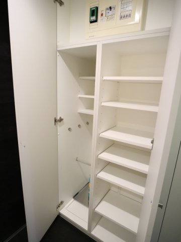 プライムアーバン南池袋 玄関