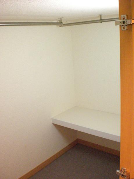 レオパレスバンリュ 内観