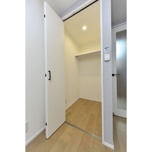 サリースマイル参番館0101号室 収納