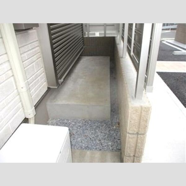 1007-KURA1号棟103号室 テラス