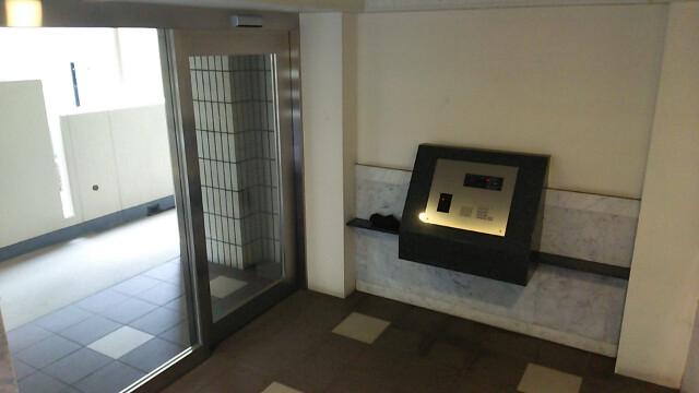 アドバンス明豊1階 エントランス