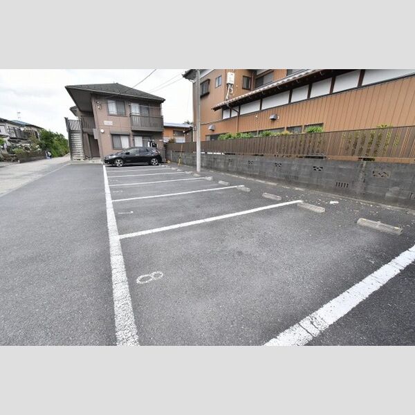 エスポワール 駐車場