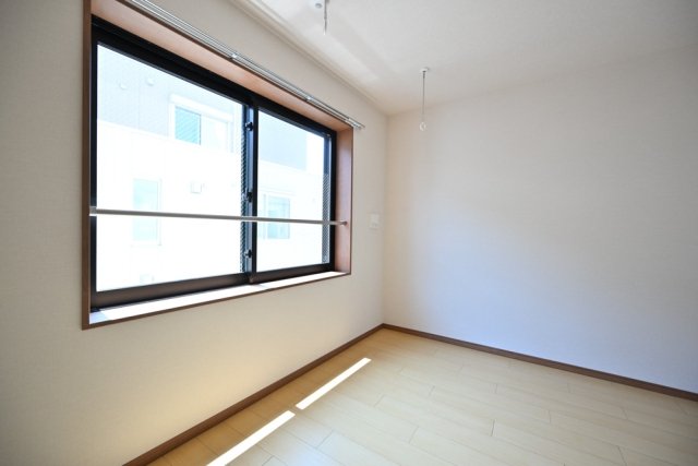 ＣＥＮＴＲＡＬ　ＧＡＲＤＥＮ　ＲＥＳＩＤＥＮＣＥ　ＴＯＫＹＯ3階 洋室2